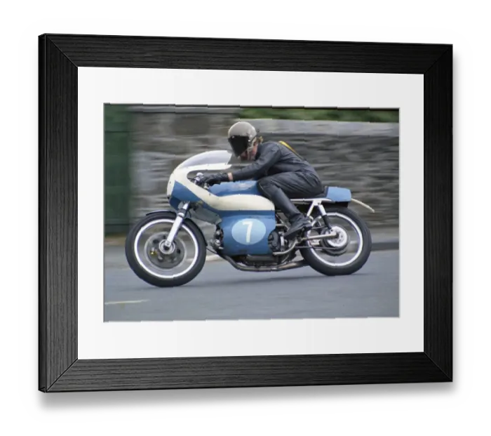 Framed Print : Eddie Moore (Aermacchi Metisse) 1972 Junior Manx Grand Pix Framed Print : Eddie Moore (Aermacchi Metisse) 1972 Junior Manx Grand Pix