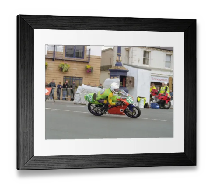 Framed Print : Gail Musson (Sheeley) (Honda) 2004 Ultra Lightweight Manx Grand