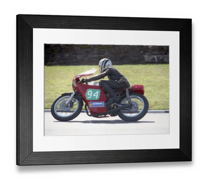 Framed Print : Pete Swallow (Ducati) 1990 Lightweight Classic Manx Grand Prix Framed Print : Pete Swallow (Ducati) 1990 Lightweight Classic Manx Grand Prix