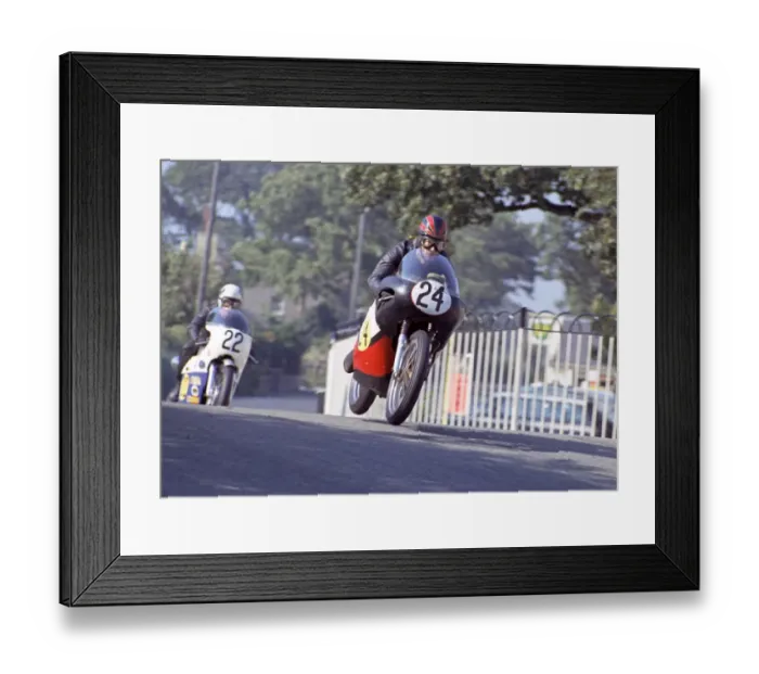 Framed Print : John Dawson (Matchless) 1971 Senior Manx Grand Prix Framed Print : John Dawson (Matchless) 1971 Senior Manx Grand Prix