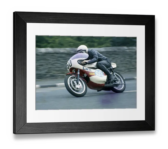 Framed Print : John Foy (Yamaha) 1972 Junior Manx Grand Pix Framed Print : John Foy (Yamaha) 1972 Junior Manx Grand Pix