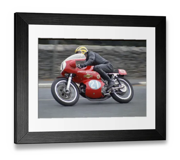 Framed Print : John Knowles (Aermacchi Metisse) 1972 Junior Manx Grand Pix Framed Print : John Knowles (Aermacchi Metisse) 1972 Junior Manx Grand Pix