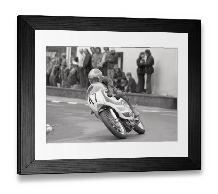 Framed Print : Malcolm Wheeler (Seeley) 1975 Senior Manx Grand Prix