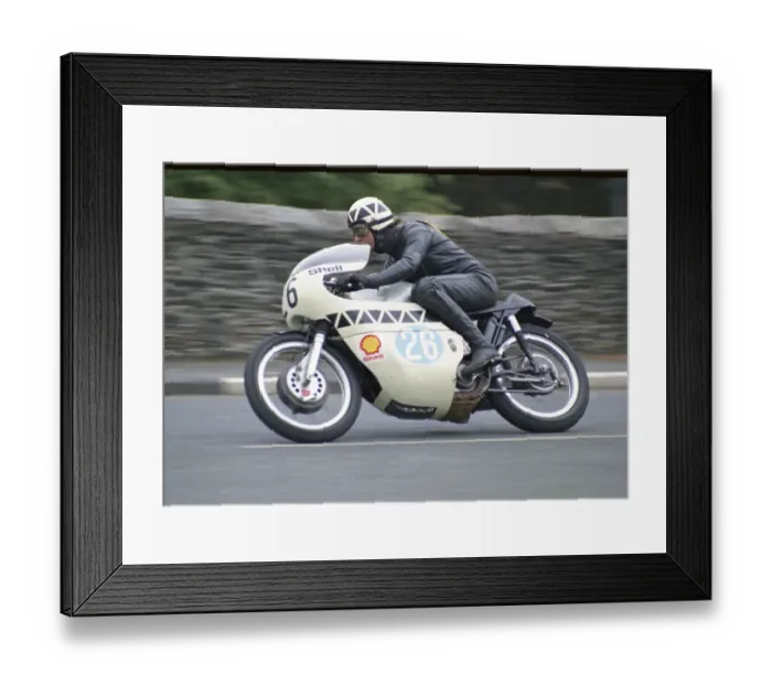 Framed Print : Ken Hampton (Norton) 1972 Junior Manx Grand Pix Framed Print : Ken Hampton (Norton) 1972 Junior Manx Grand Pix