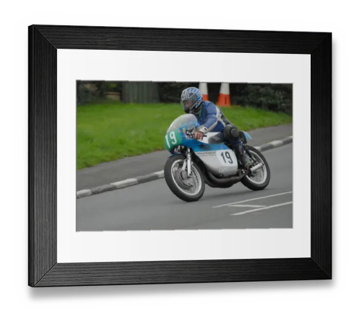 Framed Print : Steve Smith (Suzuki) 2008 Manx Grand Prix Parade Framed Print : Steve Smith (Suzuki) 2008 Manx Grand Prix Parade