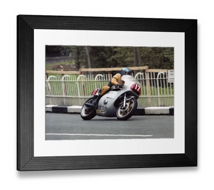 Framed Print : Roger Corbett (Wilowaki Kawasaki) 1980 Formula One TT Framed Print : Roger Corbett (Wilowaki Kawasaki) 1980 Formula One TT