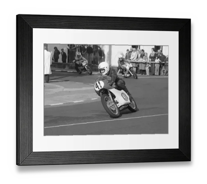 Framed Print : Dave Dock (Ducati) 1977 Lightweight Manx Grand Prix Framed Print : Dave Dock (Ducati) 1977 Lightweight Manx Grand Prix