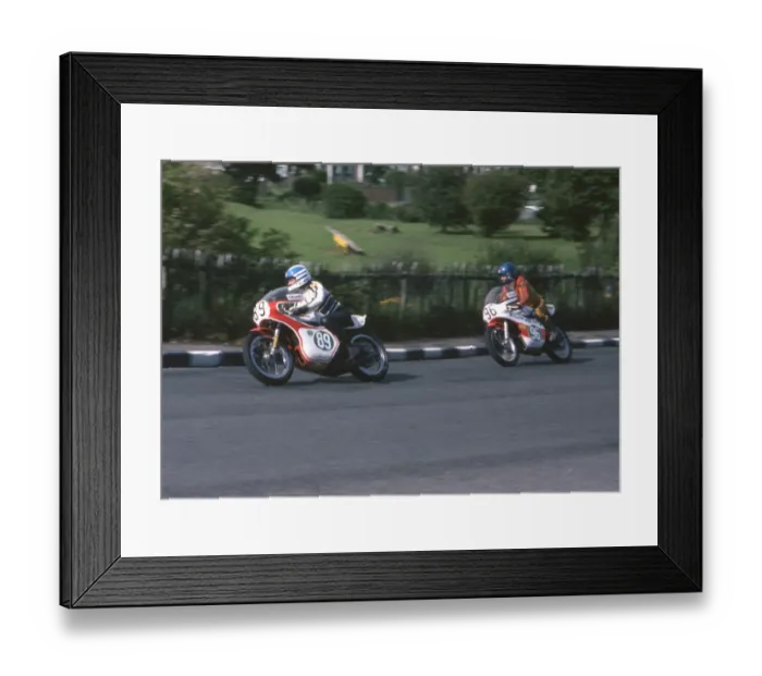 Framed Print : John Hannaford (Yamaha) and Ron Rowlands (Yamaha) 1978 Lightweight Manx Grand Prix Framed Print : John Hannaford (Yamaha) and Ron Rowlands (Yamaha) 1978 Lightweight Manx Grand Prix