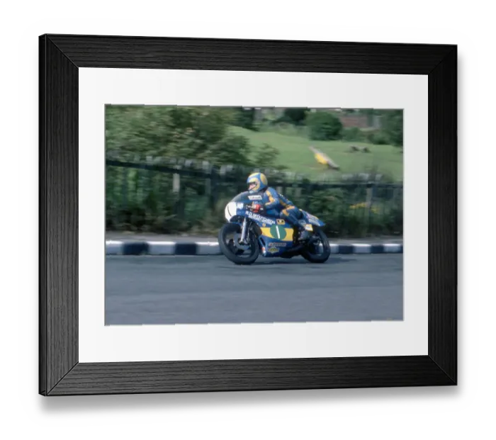 Framed Print : Bryan Robson (Harris Yamaha) 1978 Lightweight Manx Grand Prix Framed Print : Bryan Robson (Harris Yamaha) 1978 Lightweight Manx Grand Prix