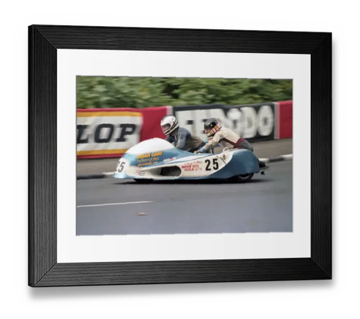 Framed Print : Bryan Gray & David Carr (Yamaha) 1983 Sidecar TT Framed Print : Bryan Gray & David Carr (Yamaha) 1983 Sidecar TT