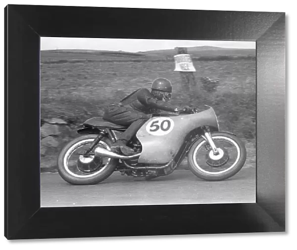 Steve Murray (AJS) 1958 Junior Ulster Grand Prix