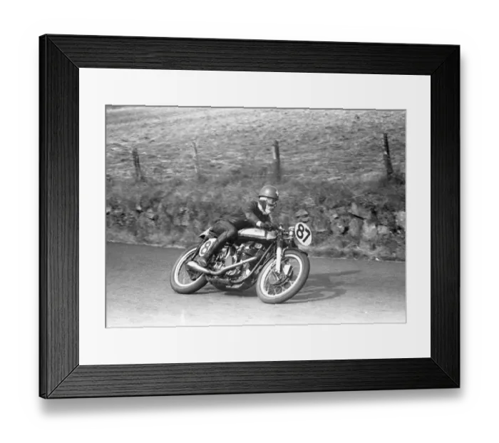 Framed Print : Luigi Taveri (Norton) 1958 Junior Ulster Grand Prix Framed Print : Luigi Taveri (Norton) 1958 Junior Ulster Grand Prix