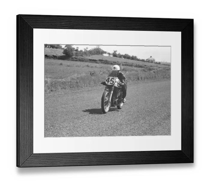 Framed Print : Maurie Quincey (Norton) 1954 Junior Ulster Grand Prix Framed Print : Maurie Quincey (Norton) 1954 Junior Ulster Grand Prix