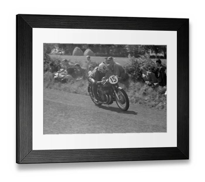 Framed Print : Geoff Duke (Gilera) 1953 Senior Ulster Grand Prix Framed Print : Geoff Duke (Gilera) 1953 Senior Ulster Grand Prix