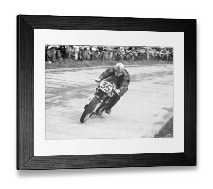 Framed Print : John Surtees (Norton) 1952 Senior Ulster Grand Prix