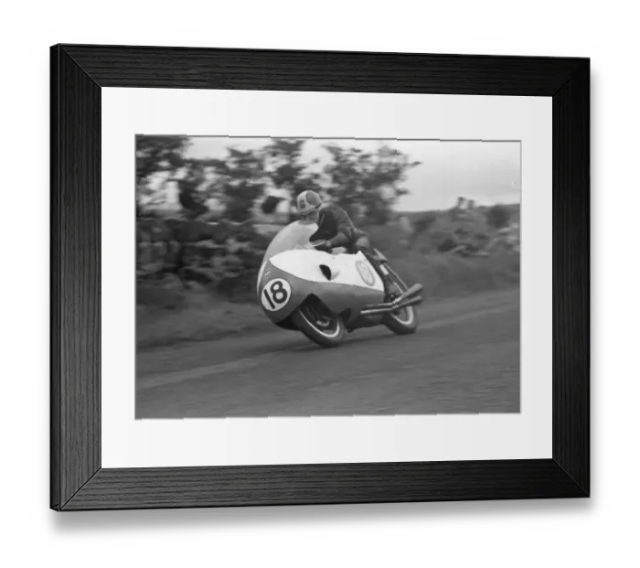 Framed Print : Libero Liberati (Gilera) 1957 Senior Ulster Grand Prix Framed Print : Libero Liberati (Gilera) 1957 Senior Ulster Grand Prix