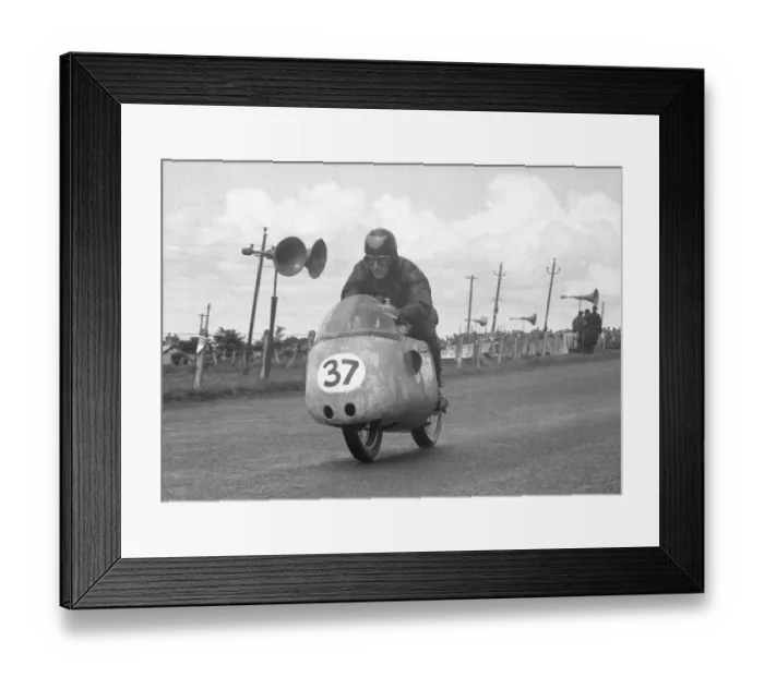 Framed Print : Harry Turner (Norton) 1956 Senior Ulster Grand Prix Framed Print : Harry Turner (Norton) 1956 Senior Ulster Grand Prix