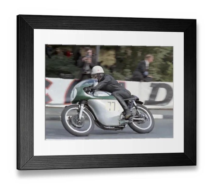 Framed Print : Kurt-Ivan Carlsson (Norton) 1966 Senior TT Framed Print : Kurt-Ivan Carlsson (Norton) 1966 Senior TT