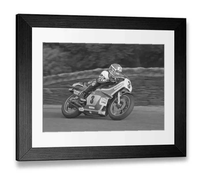 Framed Print : Pat Hennen (Suzuki) 1978 Senior TT Framed Print : Pat Hennen (Suzuki) 1978 Senior TT