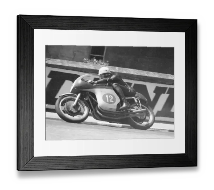 Framed Print : John Hartle (MV) 1960 Junior TT Framed Print : John Hartle (MV) 1960 Junior TT