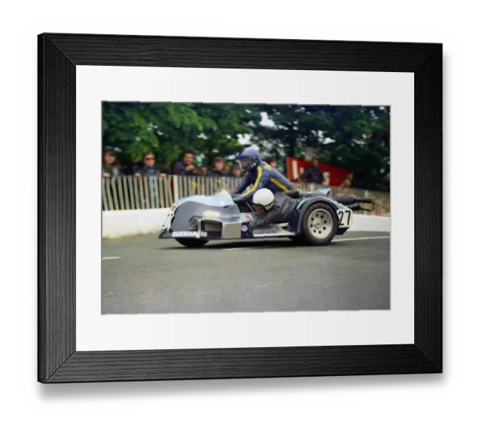 Framed Print : Dick Hawes & Alex Macfadzean (BRM Yamaha) 1977 Sidecar TT Framed Print : Dick Hawes & Alex Macfadzean (BRM Yamaha) 1977 Sidecar TT