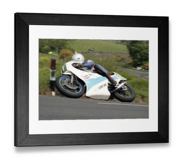 Framed Print : Rob Haynes (Yamaha) 1985 Junior TT Framed Print : Rob Haynes (Yamaha) 1985 Junior TT