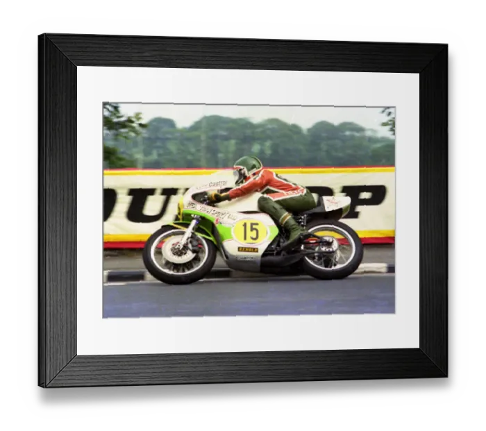 Framed Print : Tom Herron (Yamaha) 1976 Senior TT Framed Print : Tom Herron (Yamaha) 1976 Senior TT