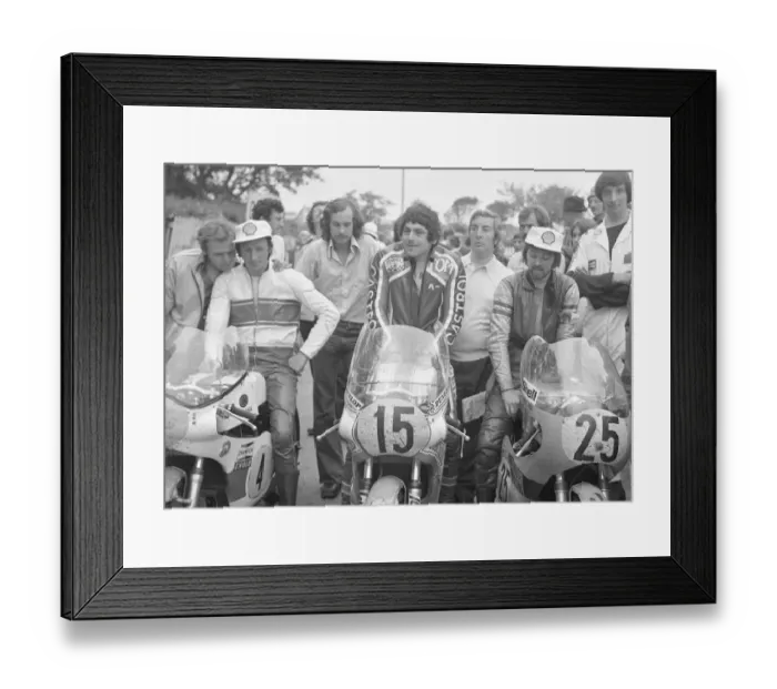 Framed Print : Billy Guthrie (Yamaha) Tom Herron (Yamaha) and Ian Richards (Yamaha), 1976 Senior TT Framed Print : Billy Guthrie (Yamaha) Tom Herron (Yamaha) and Ian Richards (Yamaha), 1976 Senior TT