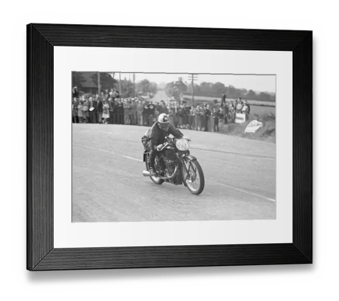 Framed Print : Pat Helsham (Velocette) 1950 Junior TT Framed Print : Pat Helsham (Velocette) 1950 Junior TT