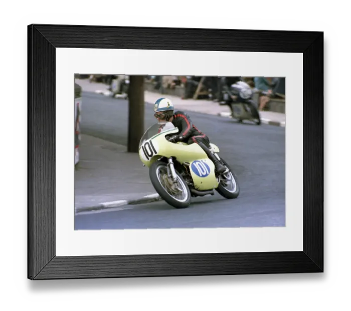 Framed Print : Roy Graham (Aermacchi) 1968 Junior TT Framed Print : Roy Graham (Aermacchi) 1968 Junior TT