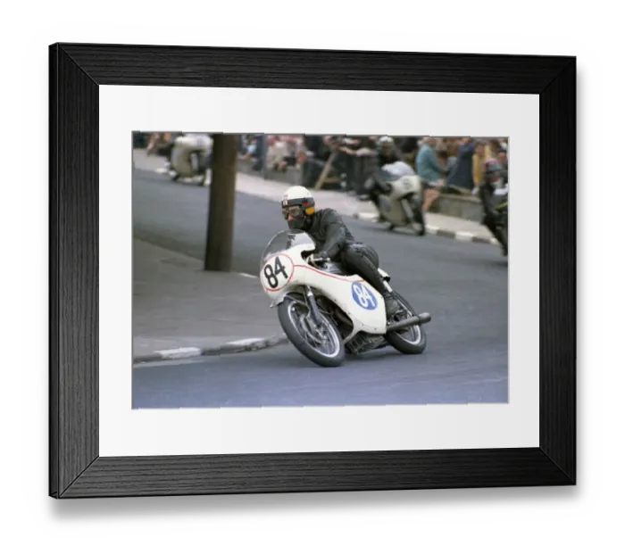 Framed Print : Gerhard Heukerott (Honda) 1968 Junior TT Framed Print : Gerhard Heukerott (Honda) 1968 Junior TT