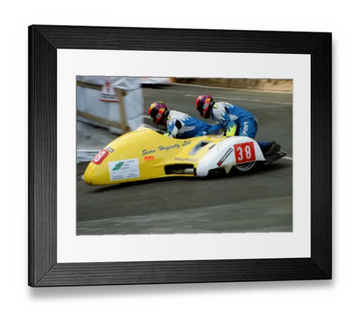 Framed Print : Sean Hegarty & Andrew Smith (Yamaha) 1996 Sidecar TT Framed Print : Sean Hegarty & Andrew Smith (Yamaha) 1996 Sidecar TT