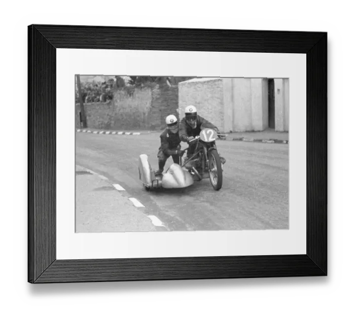 Framed Print : Fritz Hillebrand & Manfred Grunwald (BMW) 1954 Sidecar TT Framed Print : Fritz Hillebrand & Manfred Grunwald (BMW) 1954 Sidecar TT