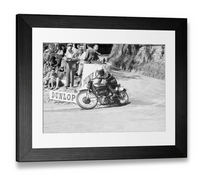 Framed Print : Harry Hinton snr (Norton) 1949 Junior TT Framed Print : Harry Hinton snr (Norton) 1949 Junior TT