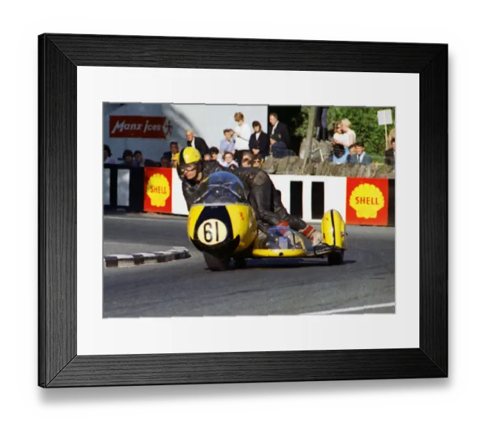 Framed Print : Mac Hobson & Geoff Atkinson (Cowie BSA) 1968 750 Sidecar TT Framed Print : Mac Hobson & Geoff Atkinson (Cowie BSA) 1968 750 Sidecar TT