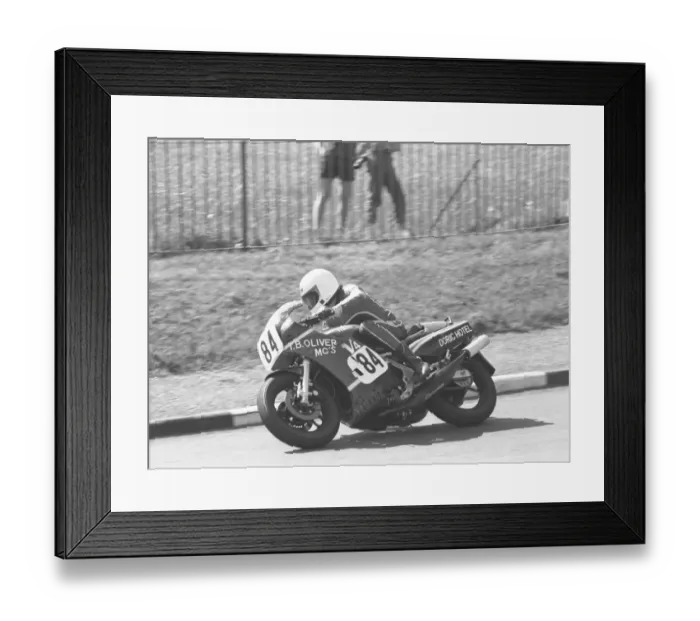 Framed Print : Steve Hislop (Yamaha) 1985 Formula One TT Framed Print : Steve Hislop (Yamaha) 1985 Formula One TT