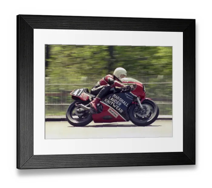 Framed Print : Steve Hislop (Yamaha) 1986 Formula Two TT