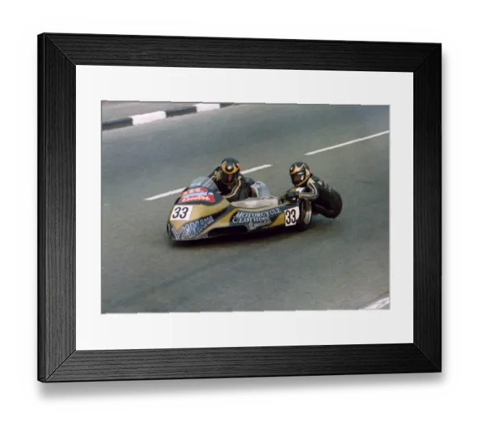 Framed Print : Dennis Holmes & Steve Bagnall (Yamaha) 1982 Sidecar TT Framed Print : Dennis Holmes & Steve Bagnall (Yamaha) 1982 Sidecar TT
