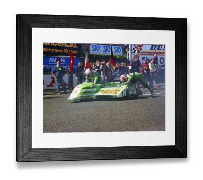 Framed Print : Kenny Howles & Steve Pointer (Ireson Yamaha) 1987 Sidecar TT Framed Print : Kenny Howles & Steve Pointer (Ireson Yamaha) 1987 Sidecar TT