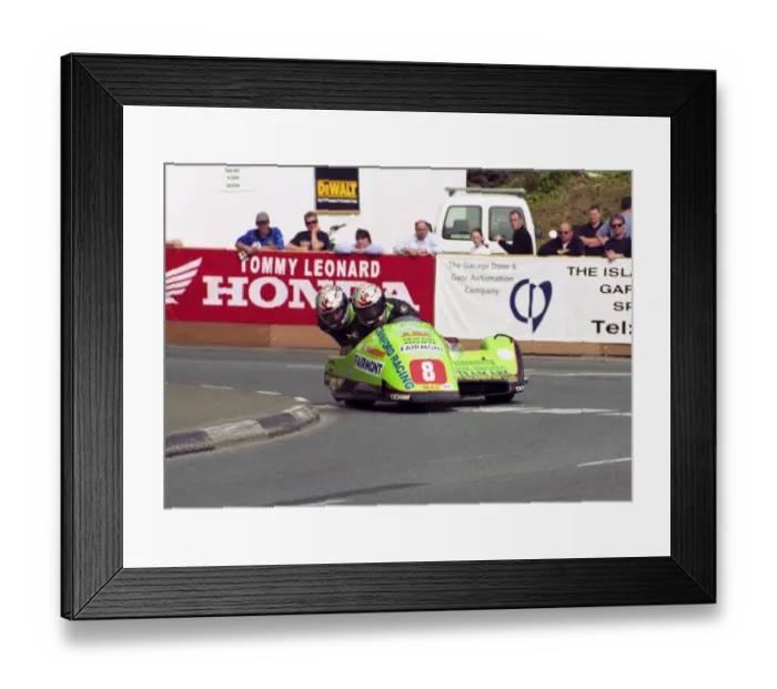 Framed Print : Kenny Howles & Doug Jewell (Ireson Yamaha) 2002 Sidecar TT Framed Print : Kenny Howles & Doug Jewell (Ireson Yamaha) 2002 Sidecar TT