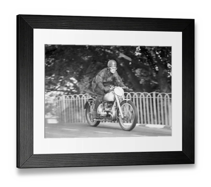 Framed Print : Dennis Hovenden (Douglas) 1950 Junior Clubman TT Framed Print : Dennis Hovenden (Douglas) 1950 Junior Clubman TT