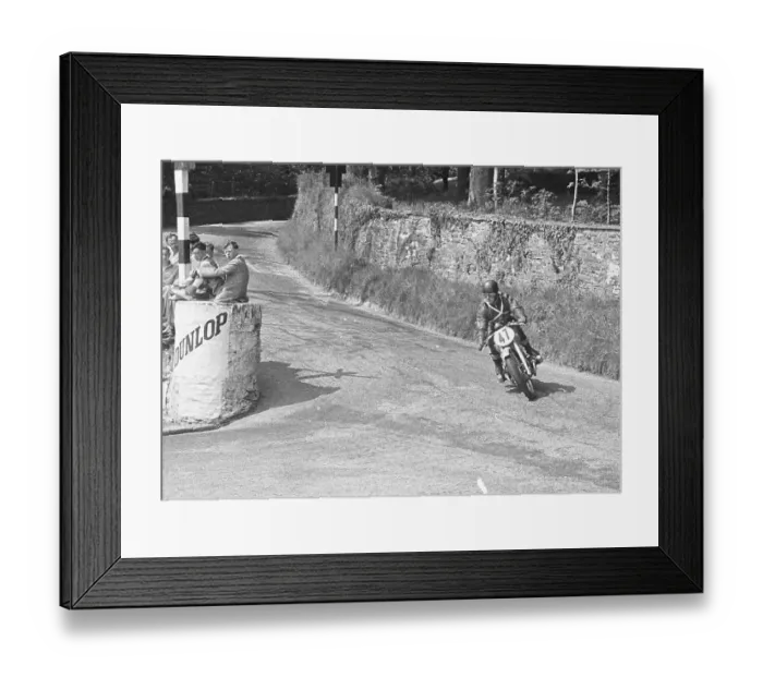 Framed Print : R W Holywell (Douglas) 1951 Junior Clubman TT Framed Print : R W Holywell (Douglas) 1951 Junior Clubman TT