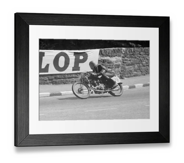 Framed Print : Robert Holton (Pankhurst special) 1951 Ultra Lightweight TT Framed Print : Robert Holton (Pankhurst special) 1951 Ultra Lightweight TT