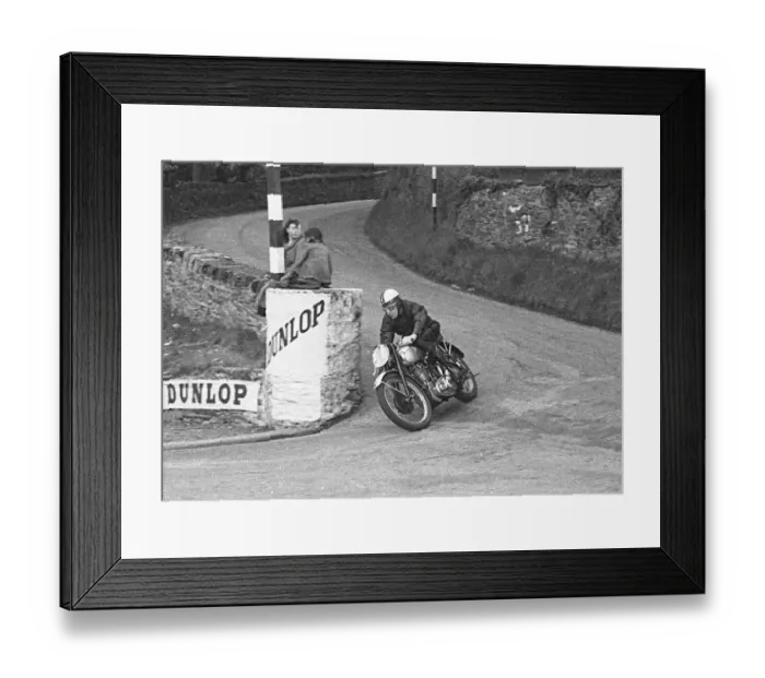 Framed Print : Eric Houseley (BSA) 1951 Junior Clubman TT Framed Print : Eric Houseley (BSA) 1951 Junior Clubman TT