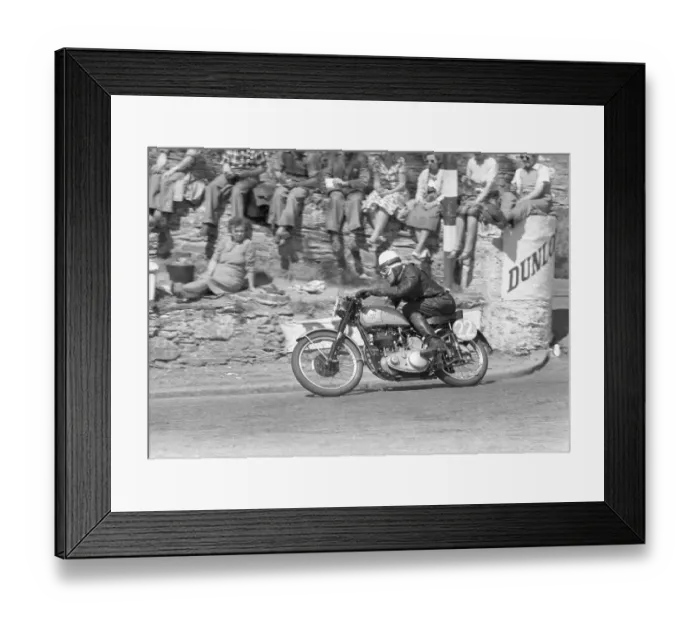 Framed Print : Eric Houseley (BSA) 1952 Junior Clubman TT Framed Print : Eric Houseley (BSA) 1952 Junior Clubman TT