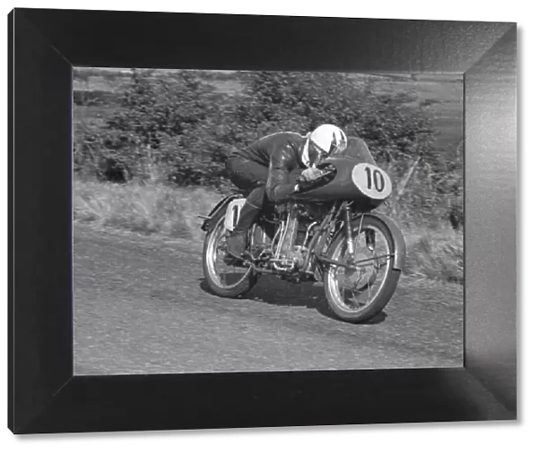 Cecil Sandford (MV) 1953 Ultra Light Ulster Grand Prix