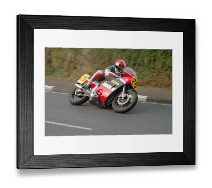 Framed Print : Grant Goodings (Suzuki) 1986 Senior Manx Grand Prix Framed Print : Grant Goodings (Suzuki) 1986 Senior Manx Grand Prix