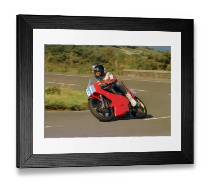 Framed Print : Richard Goodwin (Yamaha) 1987 Junior Manx Grand Prix Framed Print : Richard Goodwin (Yamaha) 1987 Junior Manx Grand Prix