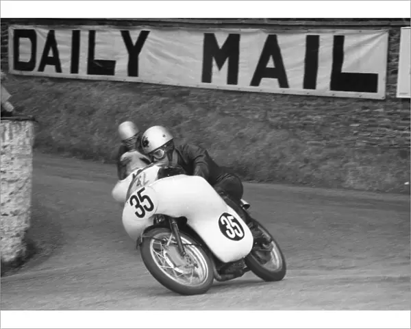 Fumio Ito (Yamaha) 1961 Ultra Lightweight TT