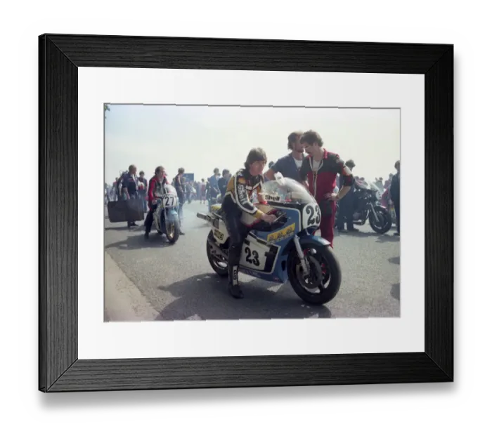 Framed Print : Dennis Ireland (Suzuki) 1981 Classic TT Framed Print : Dennis Ireland (Suzuki) 1981 Classic TT
